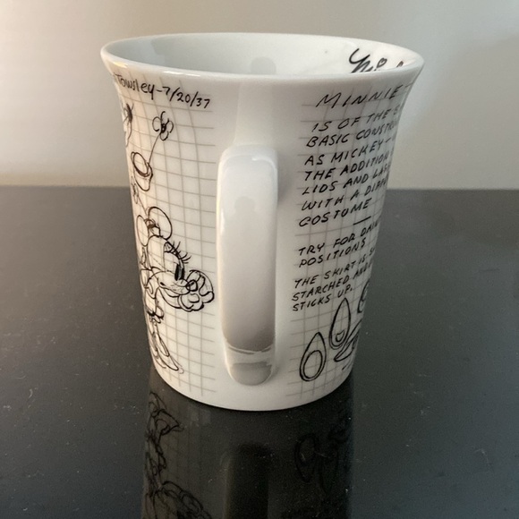 Disney Minnie Mouse Sketch Book Ceramic Mug - Picture 4 of 6